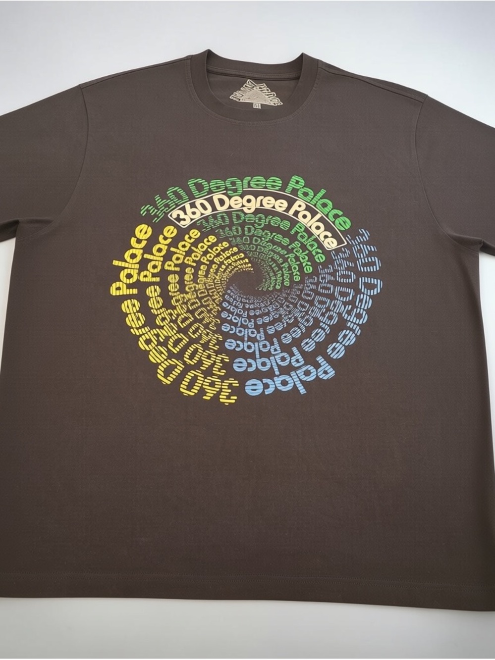 PALACE Brown 360 Degree Spiral Graphic Tee